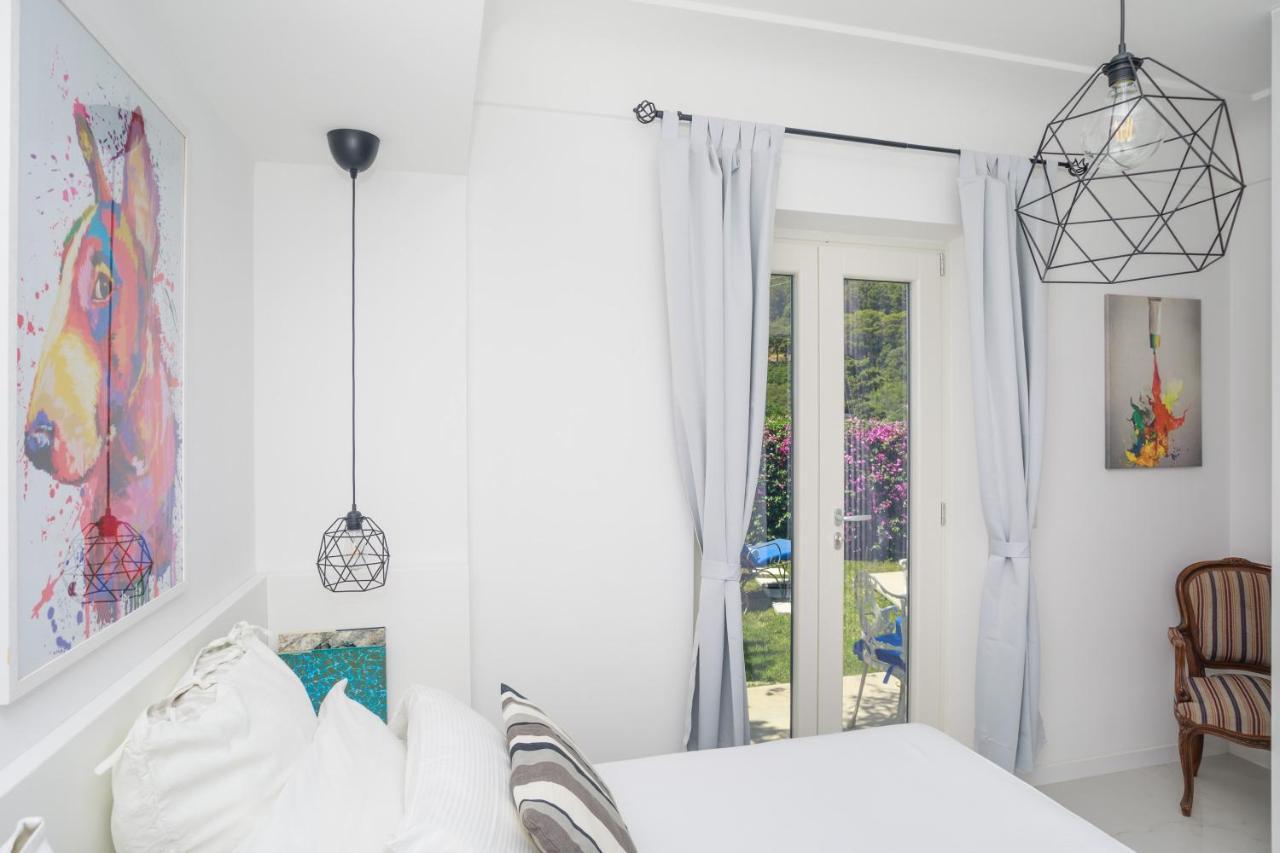 Juniorsuiteb&B Capri Bagian luar foto